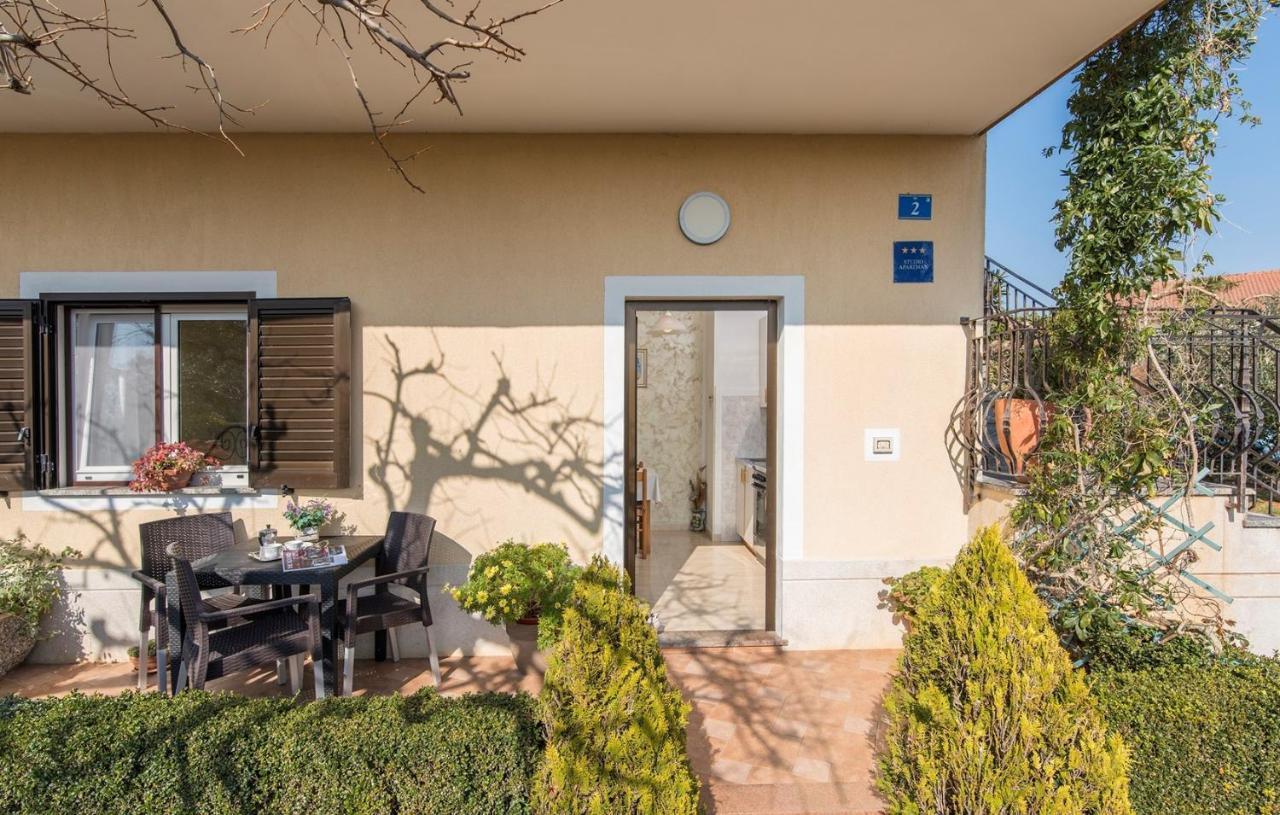 Apartment Complex Orzan Lovrecica Extérieur photo